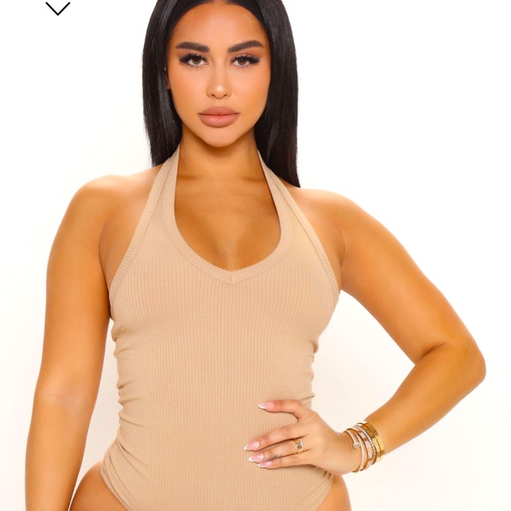 FASHION NOVA Halter Top (TAN)